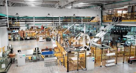 青島何以位列全國“燈塔工廠”首位？技術(shù)開發(fā)視角下的深度解析